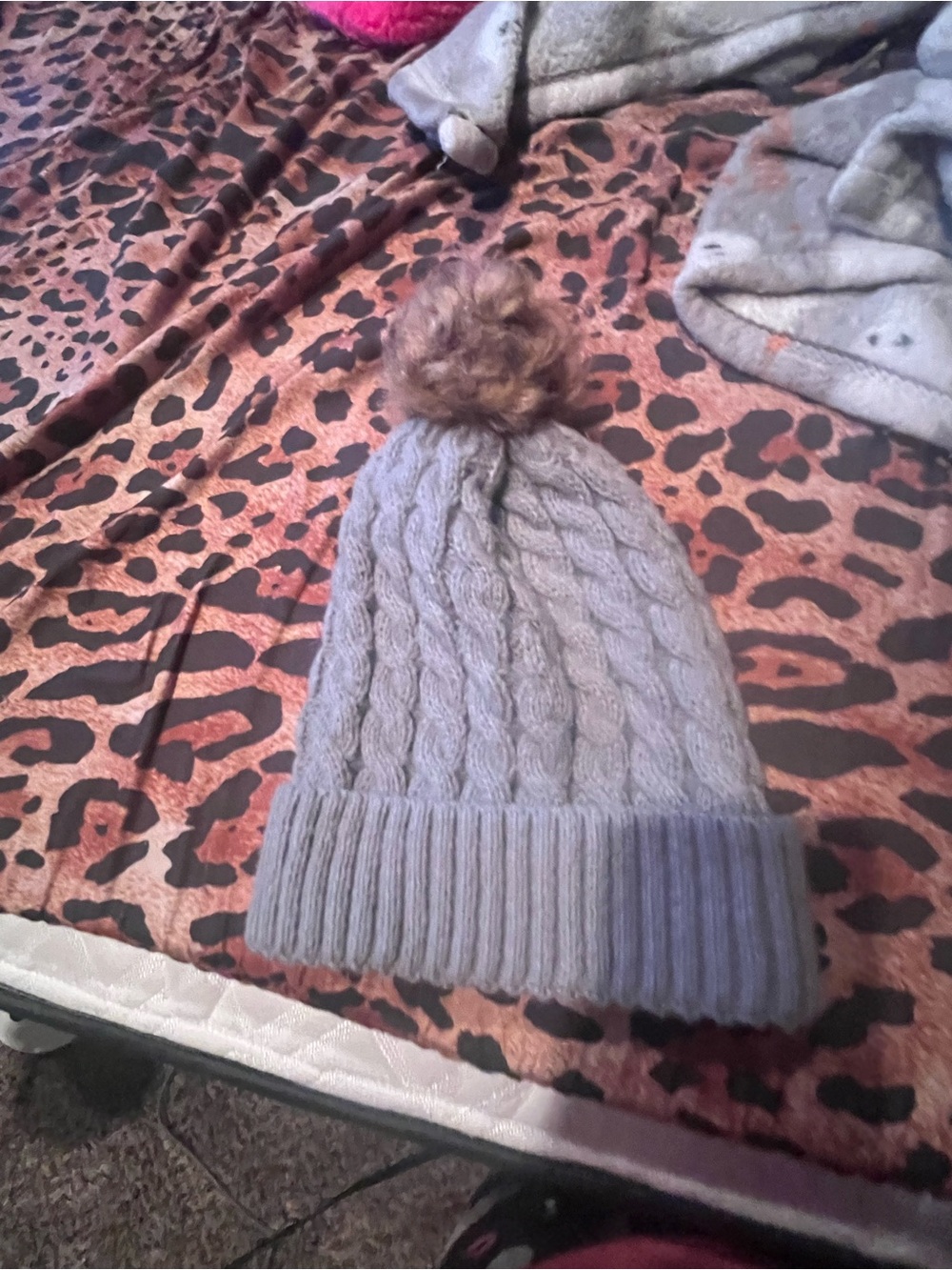 Cozy Cable Knit Pom Beanie - Grey